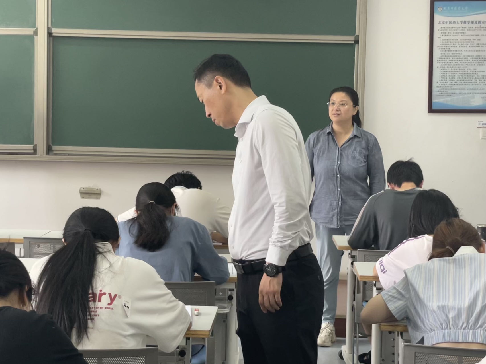 1687826522745079733.jpg pg十大电子娱乐网站开展2023年春季学期期末考试巡查工作1.jpg